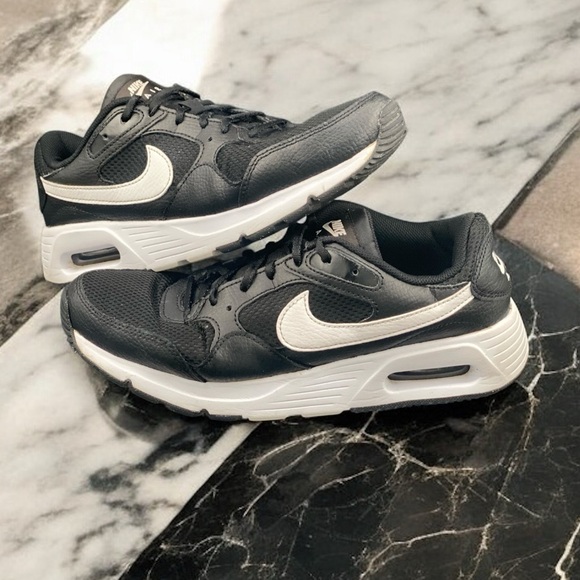 Nike Air Max SC Black White Men’s 9.5 Running Sneakers CW4554-001 Comfort Shoe - Picture 2 of 12